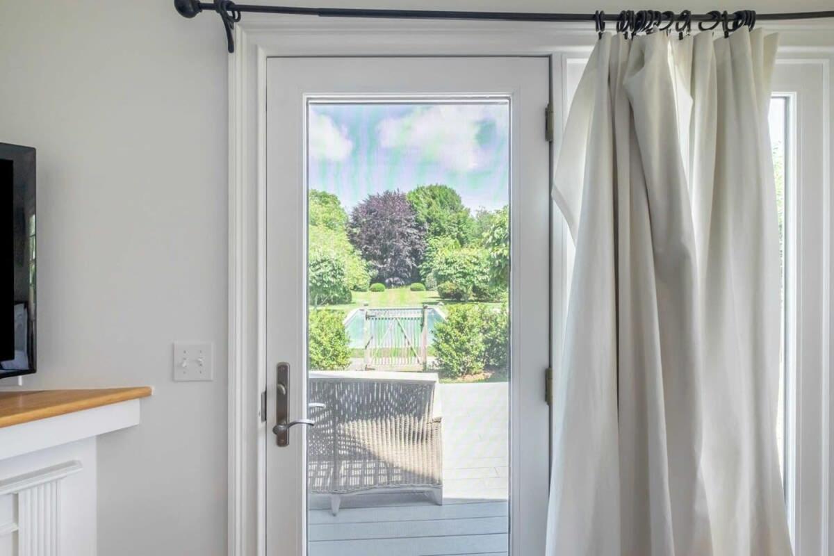 Heated Pool, Driftwood Cottage By Rovetravel East Hampton Bagian luar foto